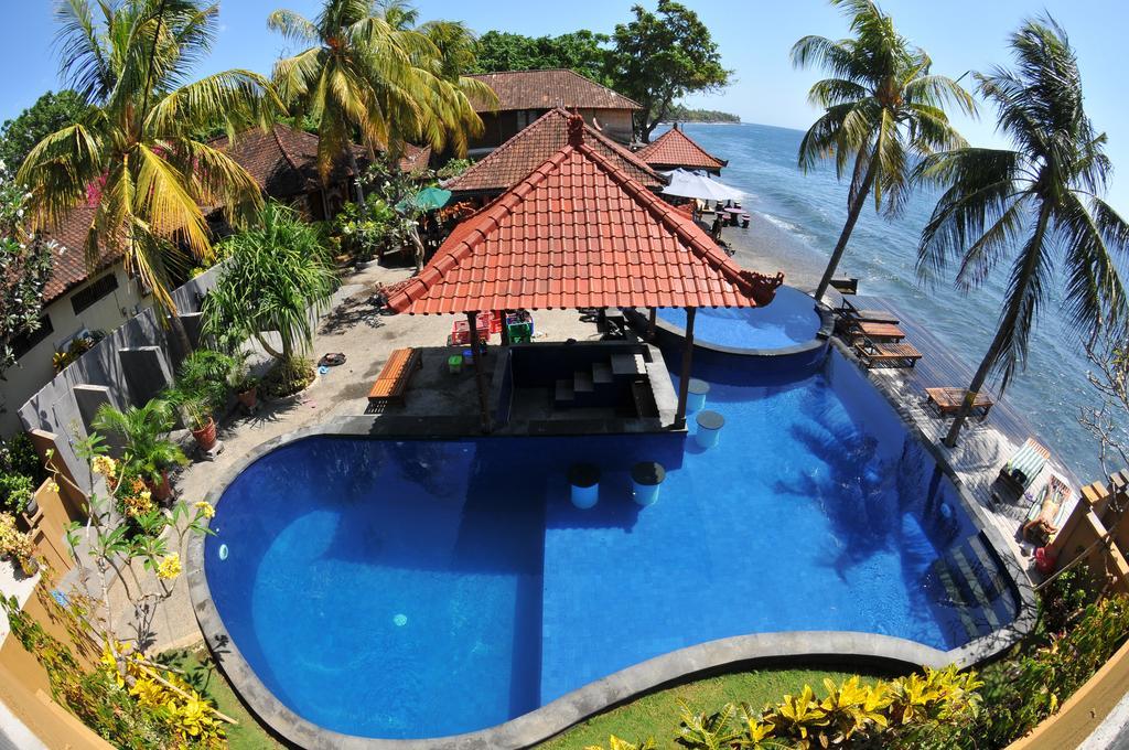 Paradise Palm Beach Bungalows And Dive Center Tulamben Exterior foto